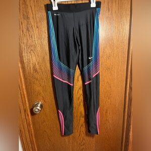 Nike Woman’s dry fit leggings
